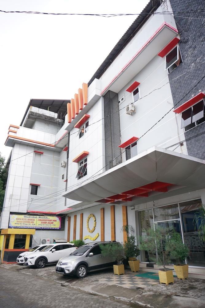 Hotel Mangga Dua Macasar Exterior foto